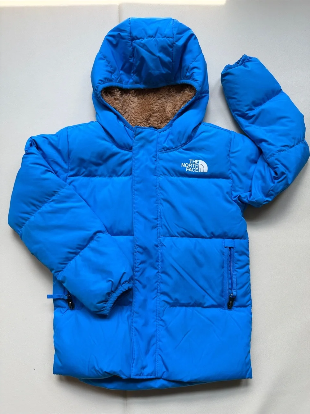 The North Face Boys Moondoggy 600-Fill Down Heavyweight Puffer Jacket Blue